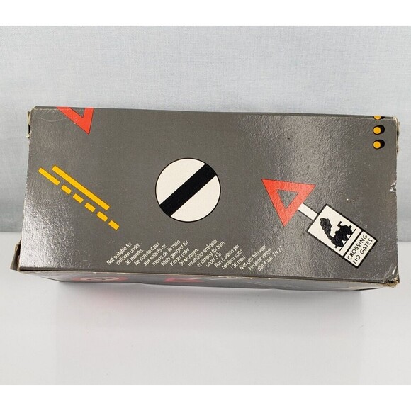 Corgi 806 Classics 1956 Mercedes 300S 1:43 Scale Die Cast Car - Picture 7 of 13